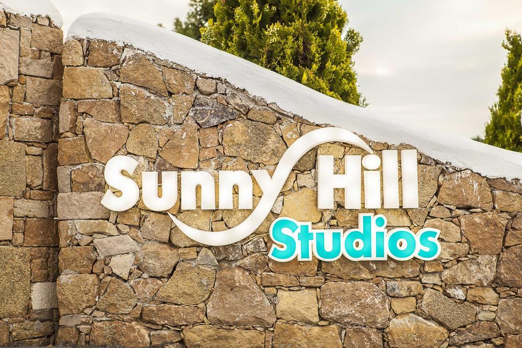 Sunny Hill 3* Παραλία Σάνη